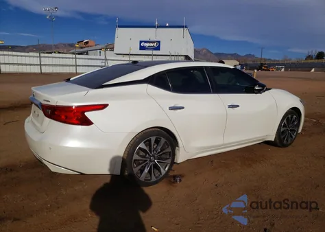 2017 Nissan Maxima Platinum z USA, uszkodzony, nr VIN 1N4AA6AP0HC388007